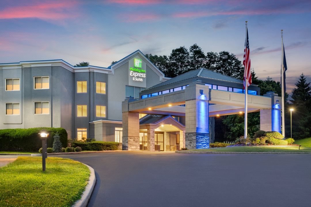Holiday Inn Express & Suites HAWTHORNE - ELMSFORD NORTH by IHG