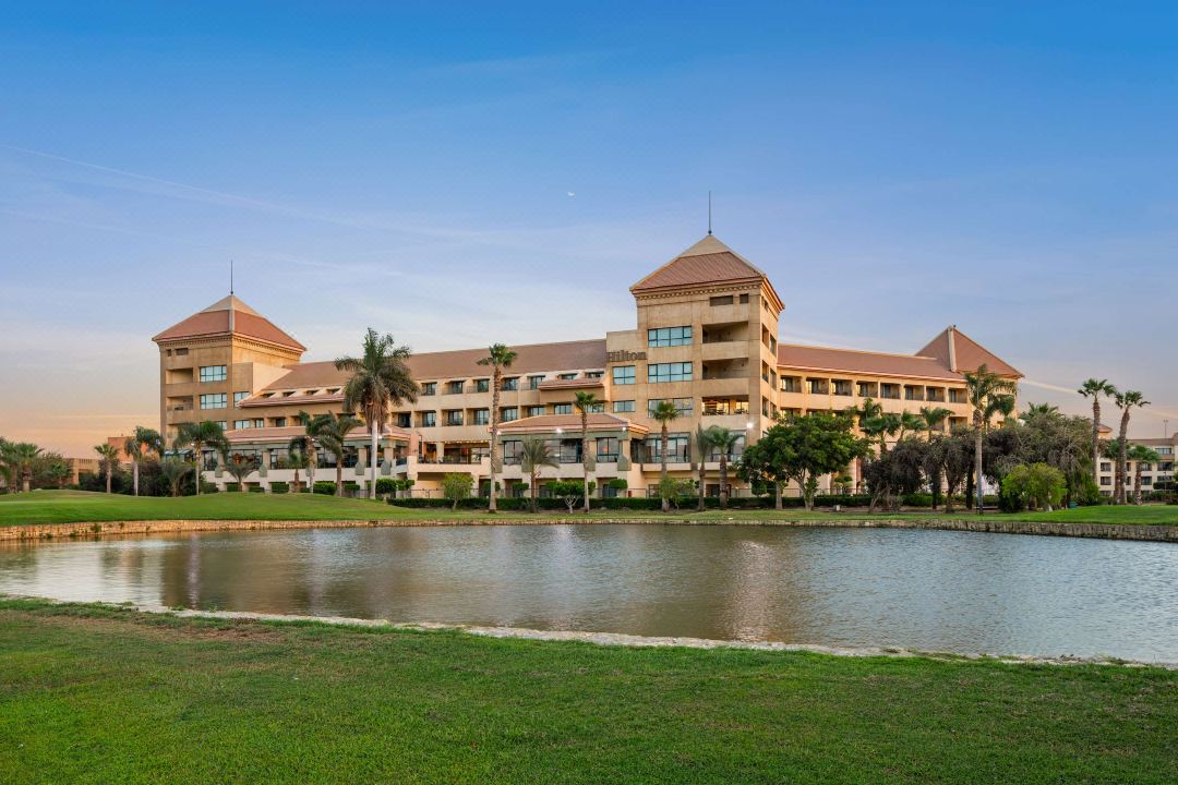 Hilton Pyramids Golf