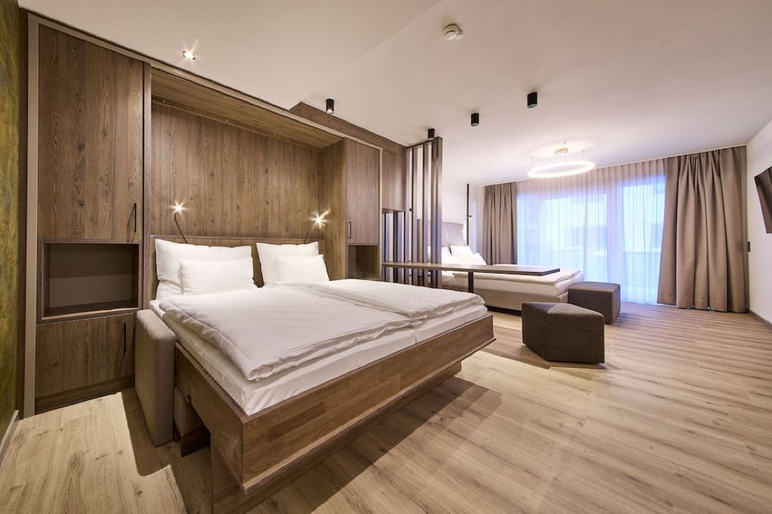 LH Suites - New Opening
