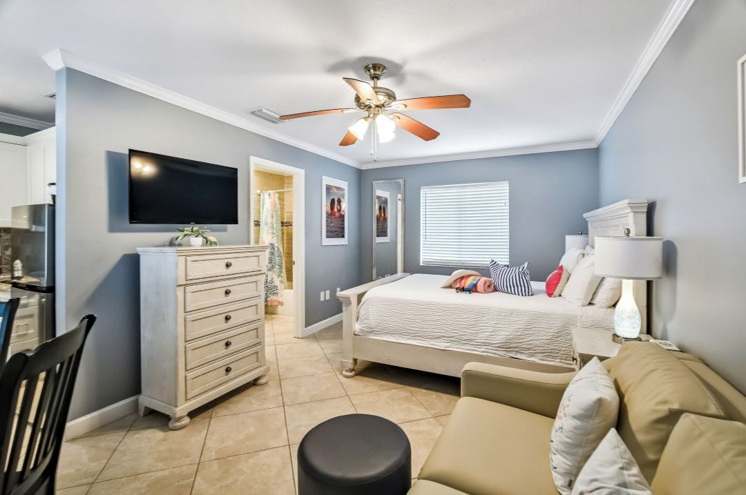 Tropical Beach Resorts - Sarasota