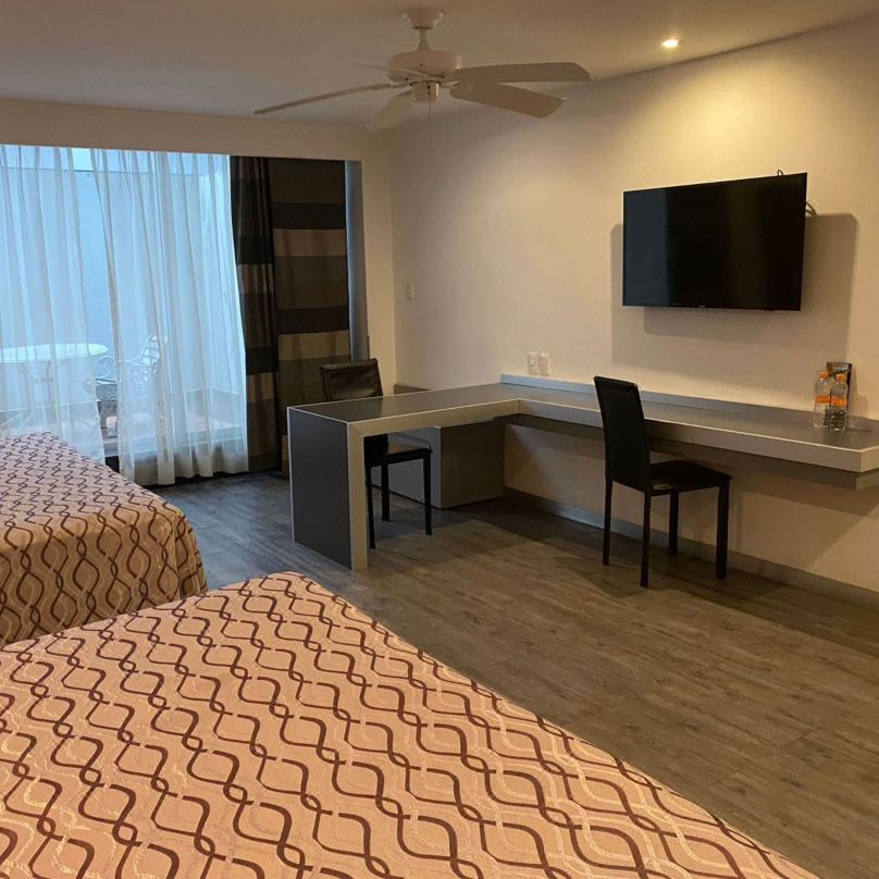 Hotel Atenas Plaza