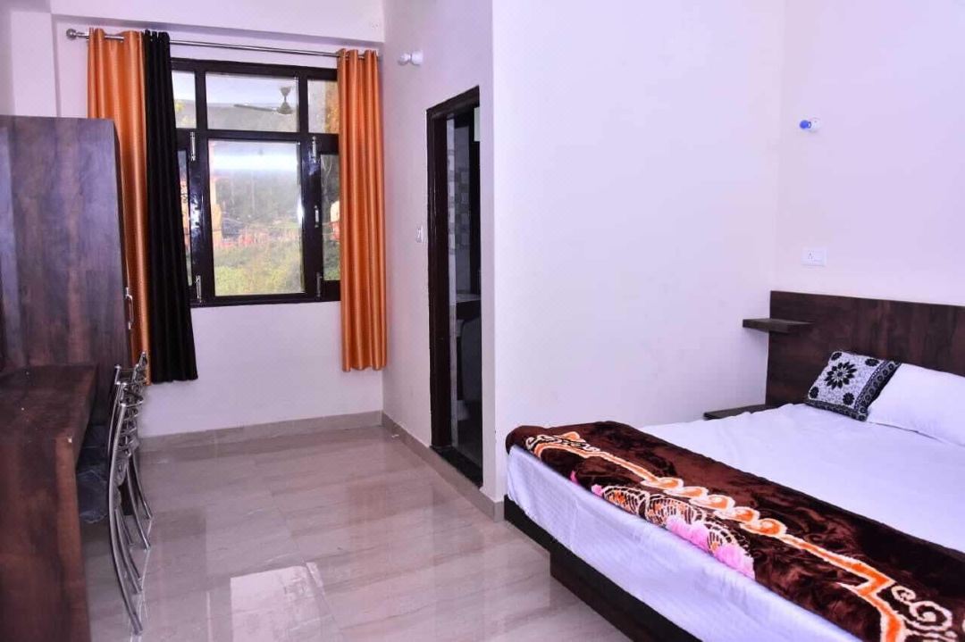Aastha Homestay