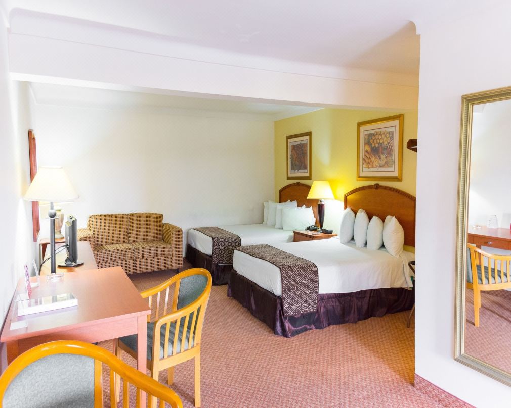 Hafersons Inn Hotel & Suites
