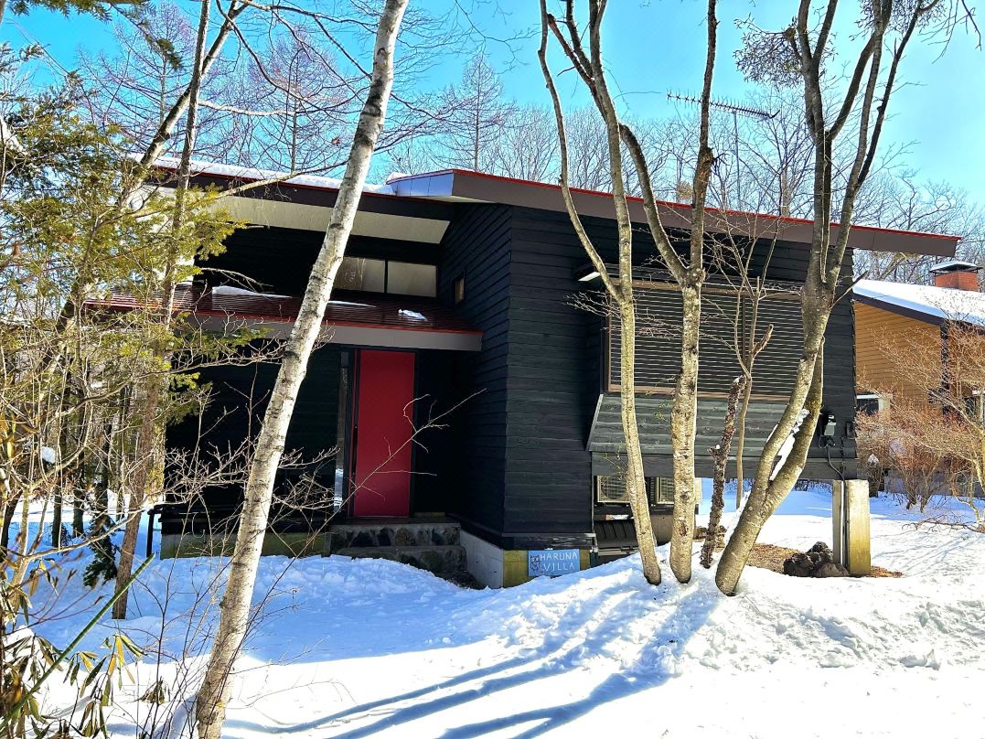 HARUNA VILLA At the foot of Mt Asama with excell