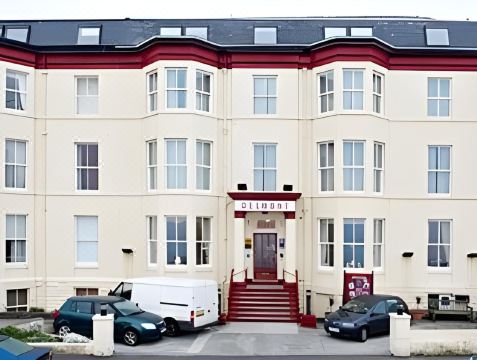 Delmont Hotel & View Restaurant