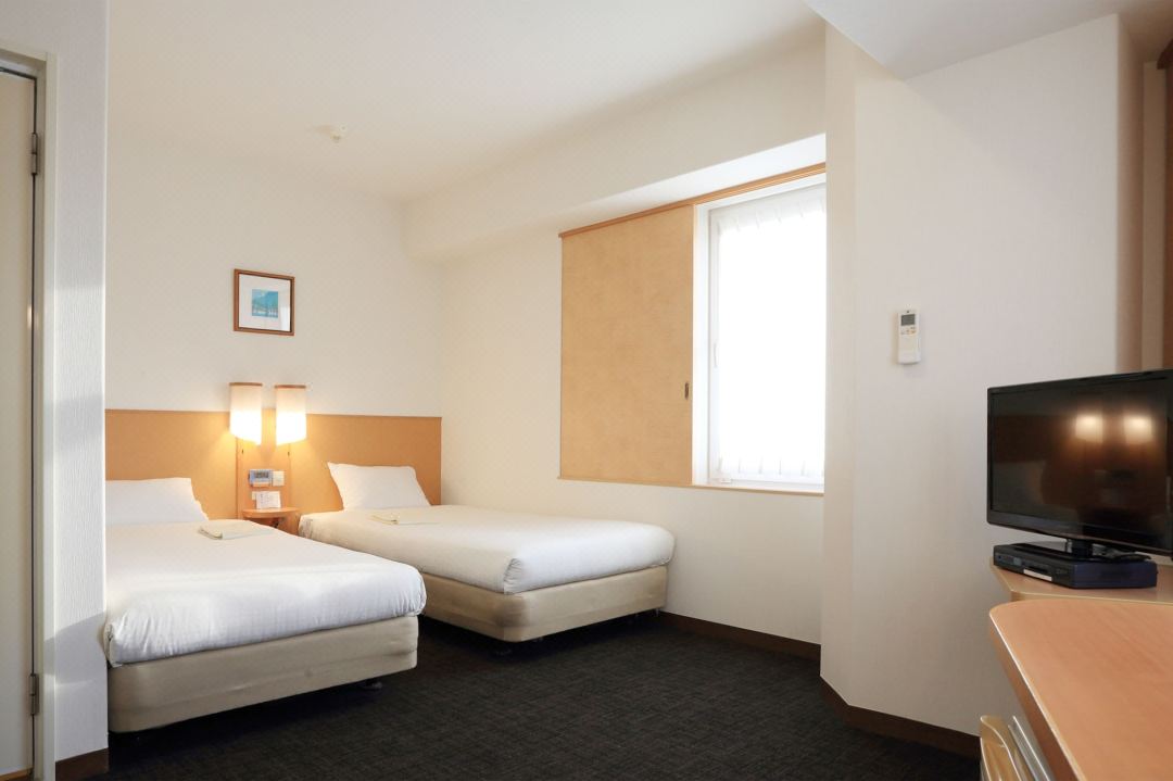 โรงแรมสไมล์ ชิโองามะ