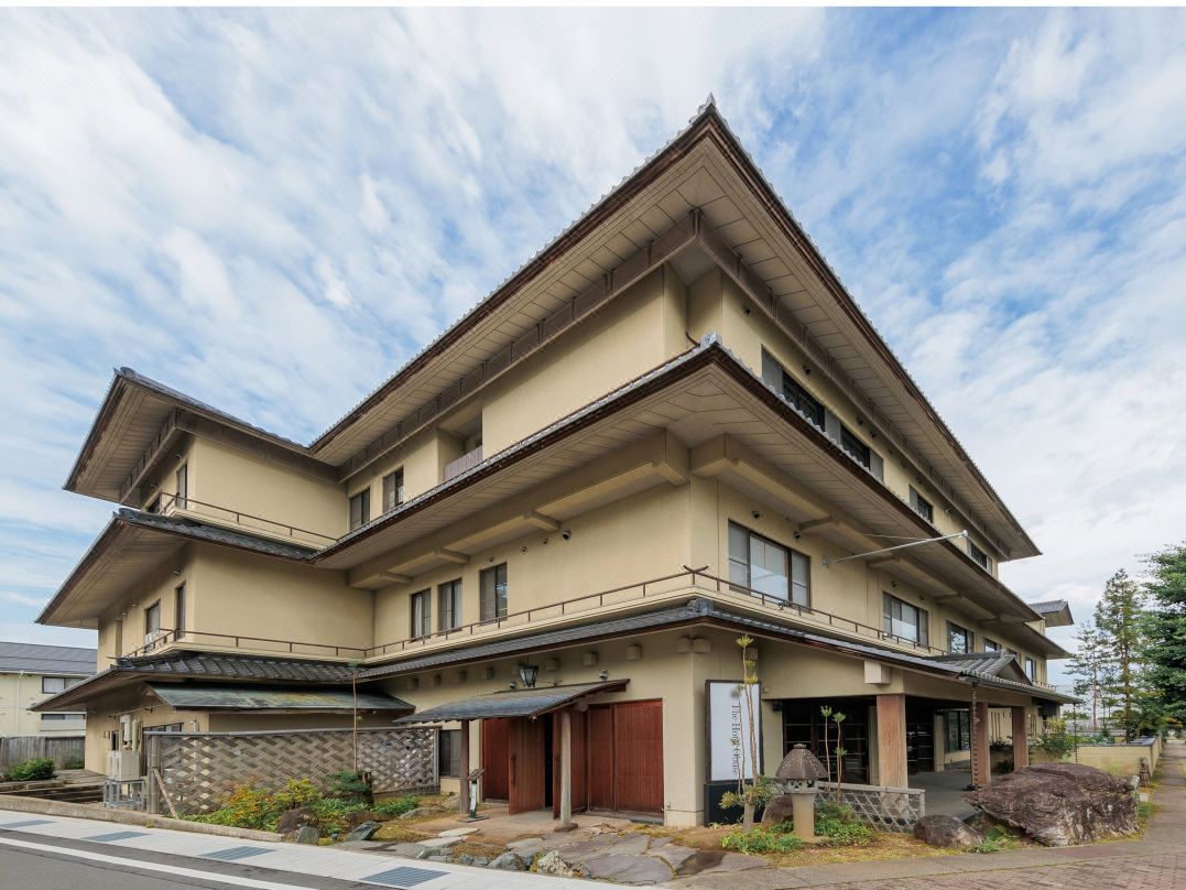 The Hotel Obuse