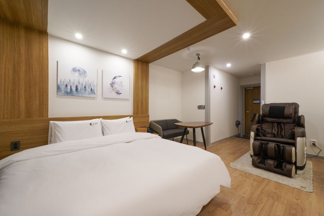 Ulsan Youngnam Alps Hotel Gray Moon