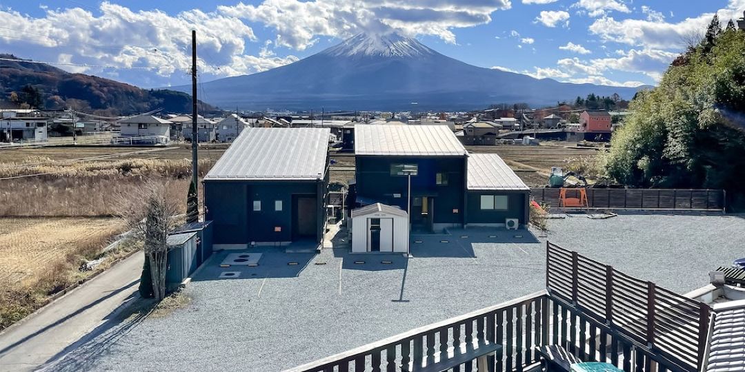 Orange Cabin Inn Far from Station