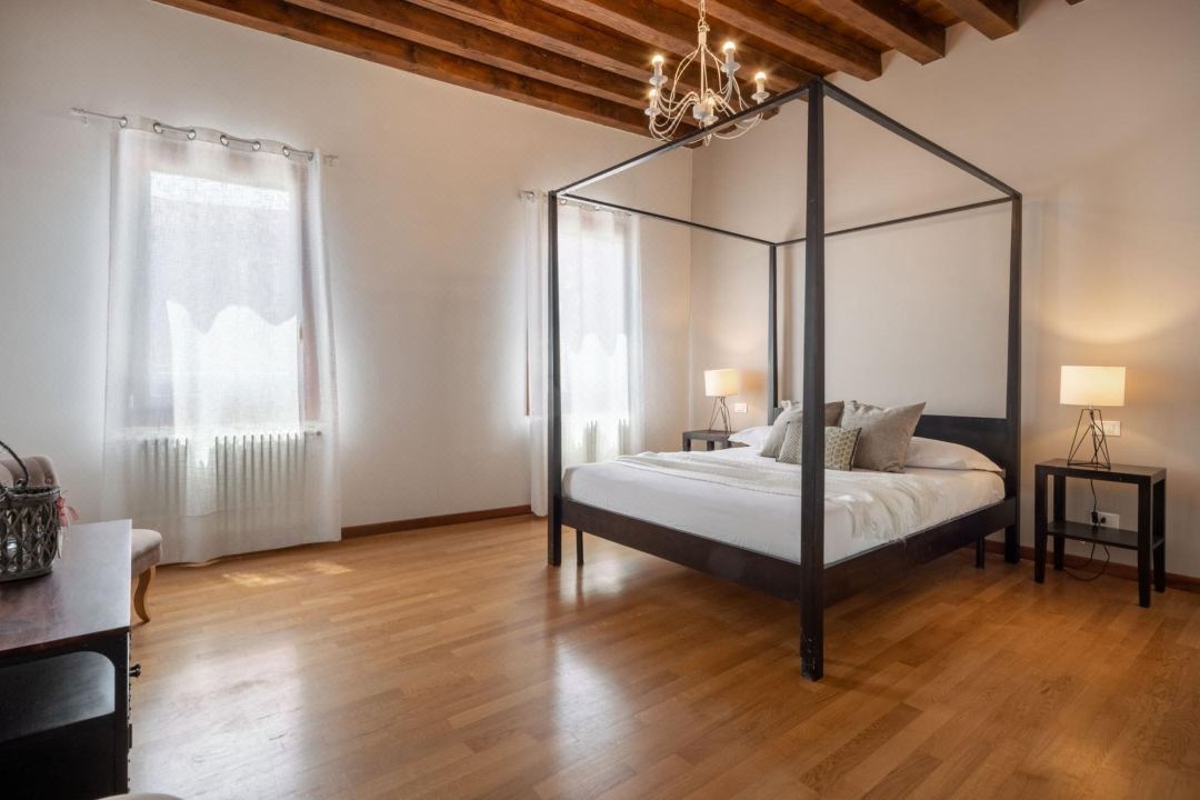 Herion Palace Apt 2 by Wonderful Italy