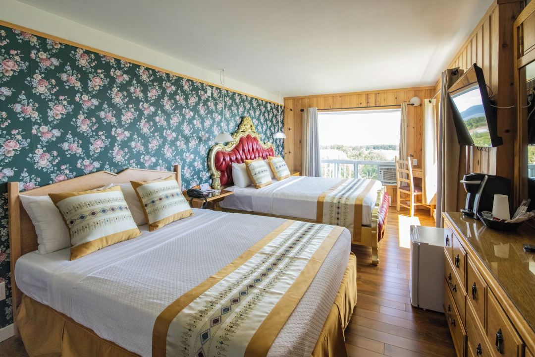Hotel la Roche Pleureuse