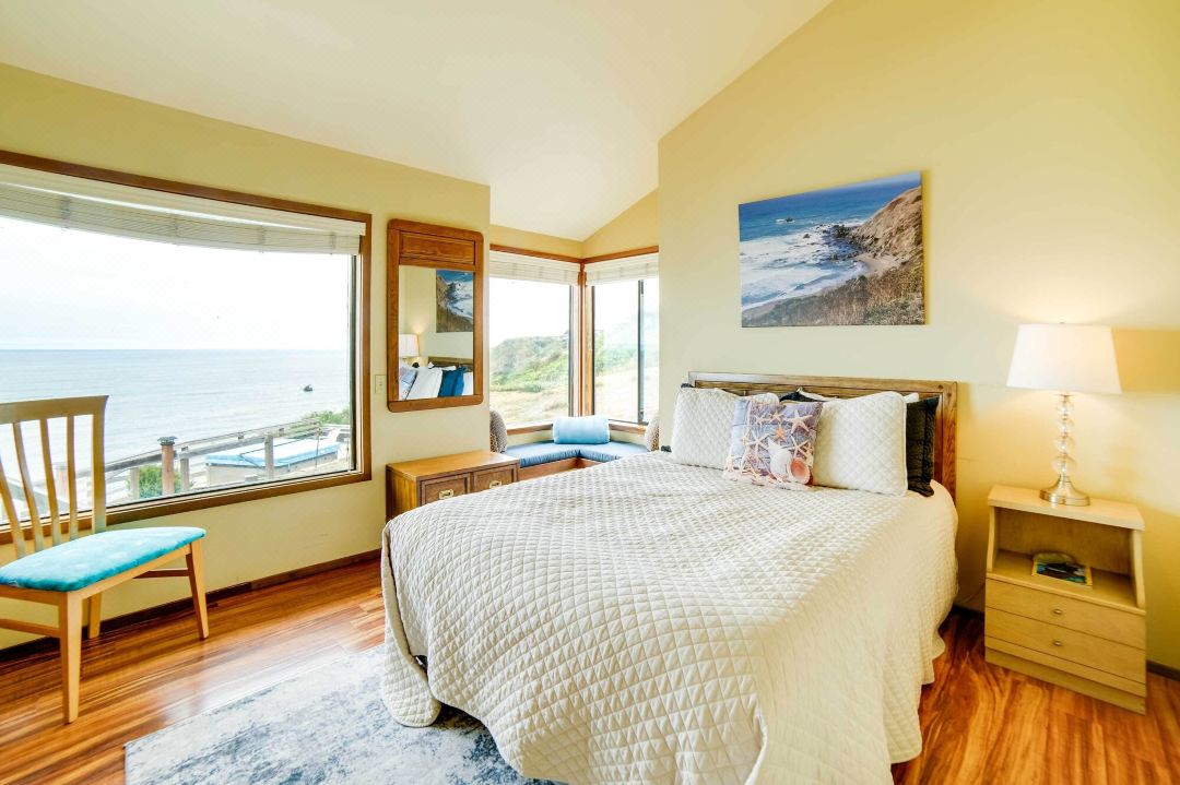 Rahus Ocean Refuge with Manchester Coast Views!