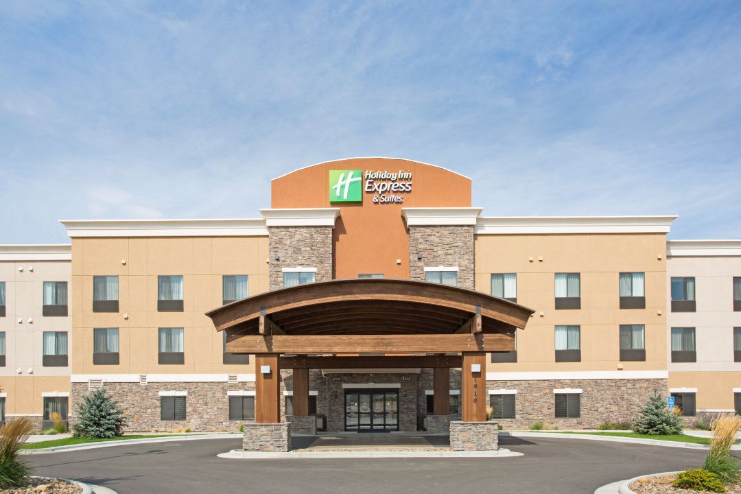 Holiday Inn Express & Suites GLENDIVE by IHG
