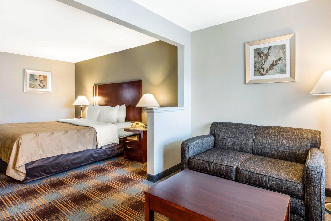 Quality Inn Airport I-240