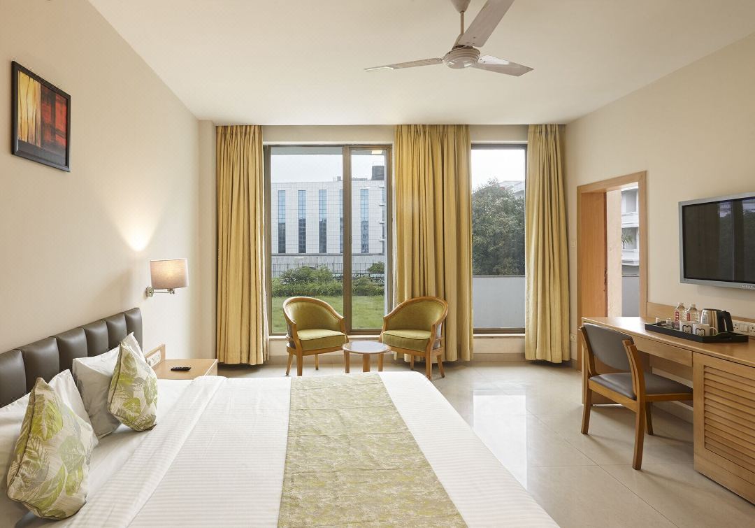 Monday Hotels Mahape
