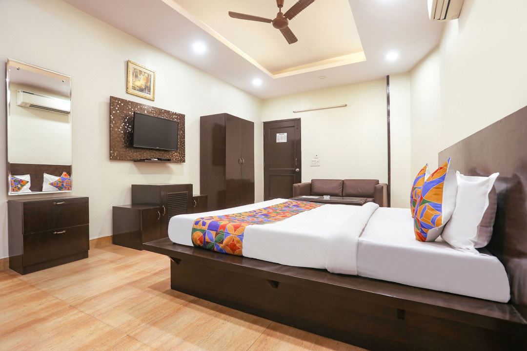 FabExpress Rajdeep Palace