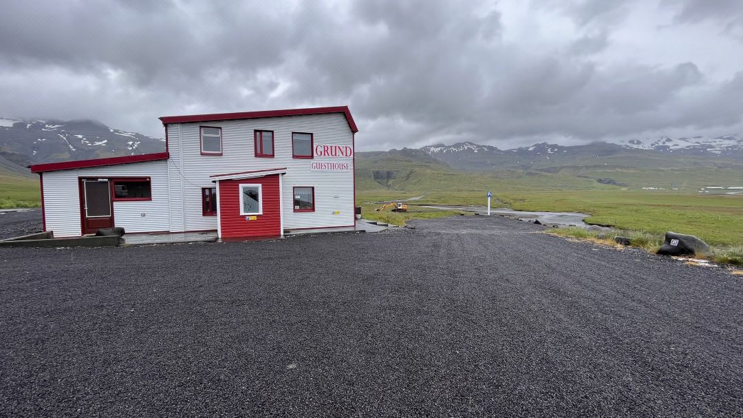 Kirkjufell Guesthouse and Apartments