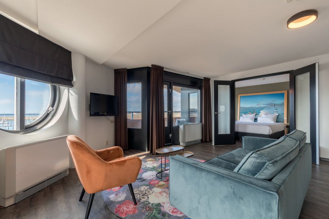 Leonardo Hotel IJmuiden Seaport Beach