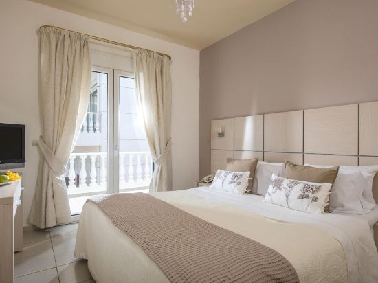 Hotel Matheo Villas & Suites - Tap to explore photos
