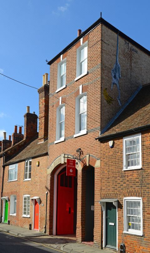 Arthouse Canterbury-Free Secure Parking