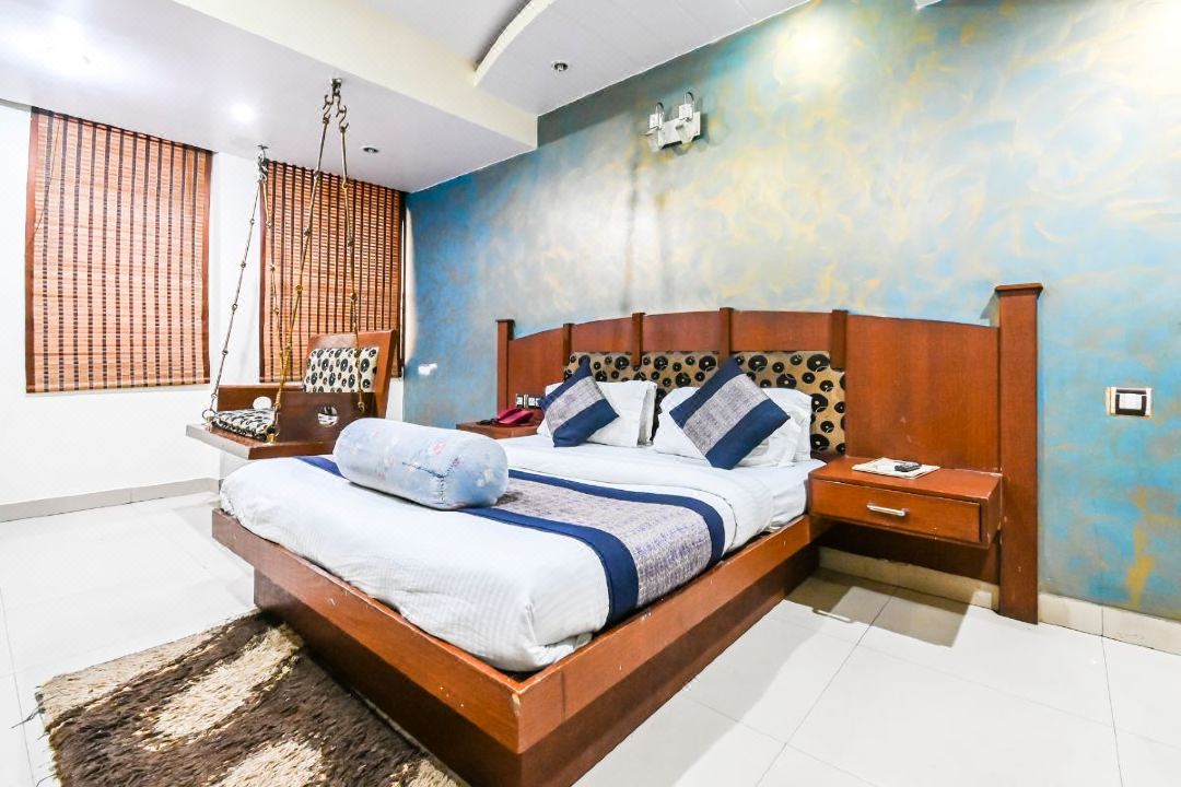 Hotel Shivdev International