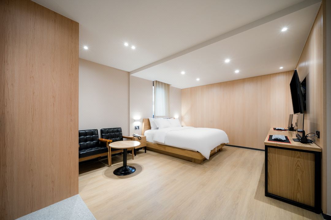Gyeongju Terminal di Brown Dot