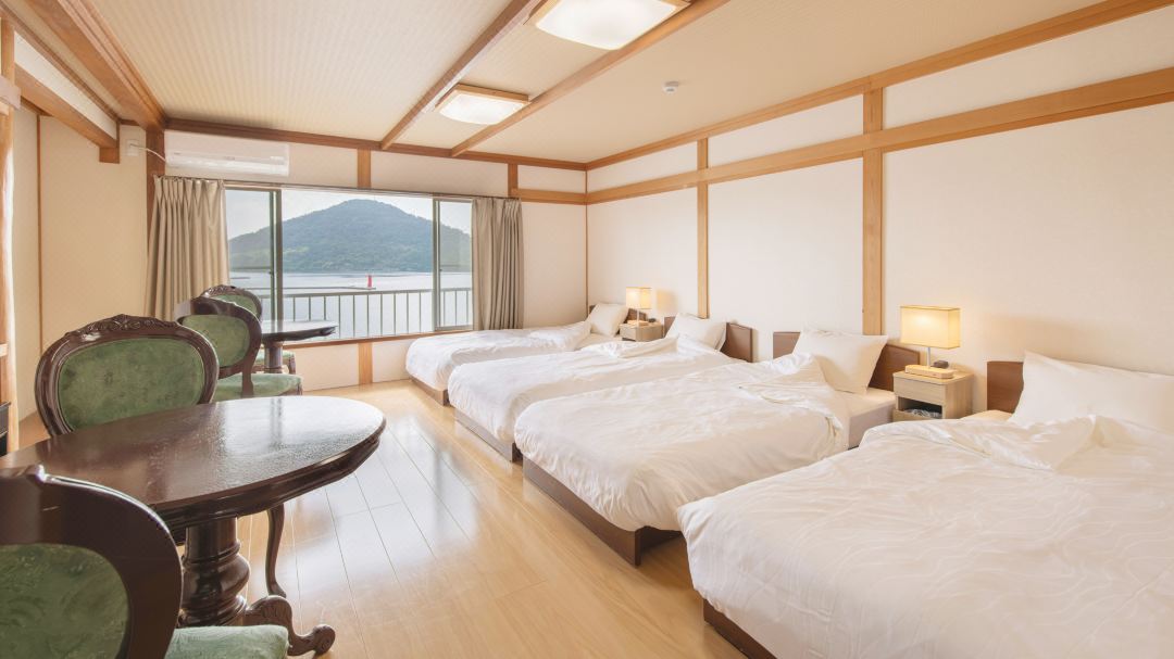 OKI SEASIDE MISAKI
