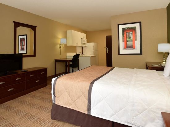 Extended Stay America Select Suites - Chicago - Darien - Tap to explore photos