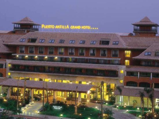 Puerto Antilla Grand Hotel - Tap to explore photos