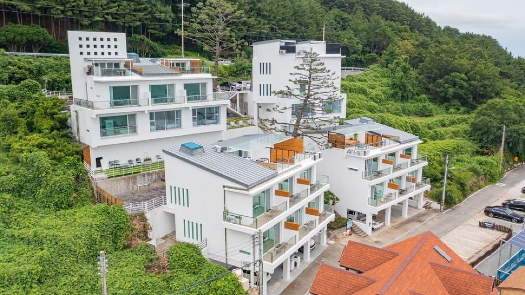 Geoje Island Casa Del Mundo Pension (Remodeling)