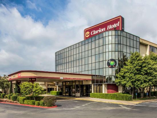 Clarion Hotel Broken Arrow - Tulsa - Tap to explore photos