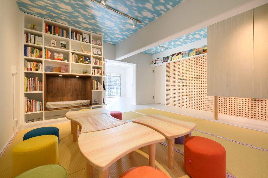 Picture Book Hotel