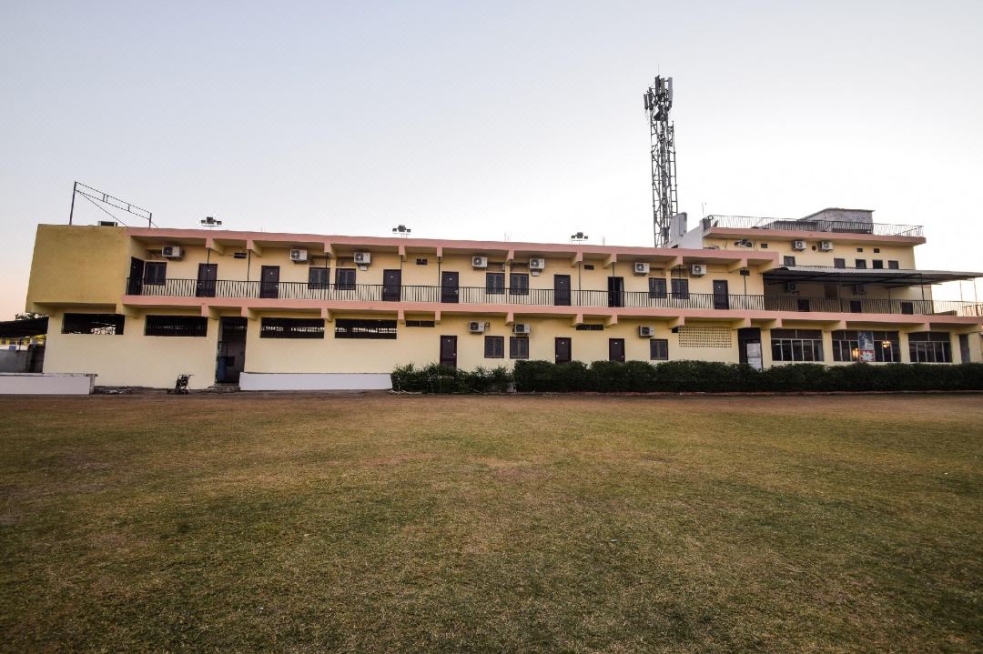 Hotel Parmanand Garden