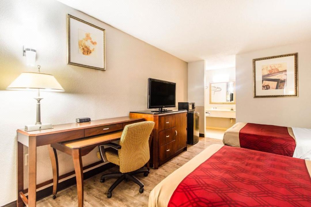 Econo Lodge - Athens