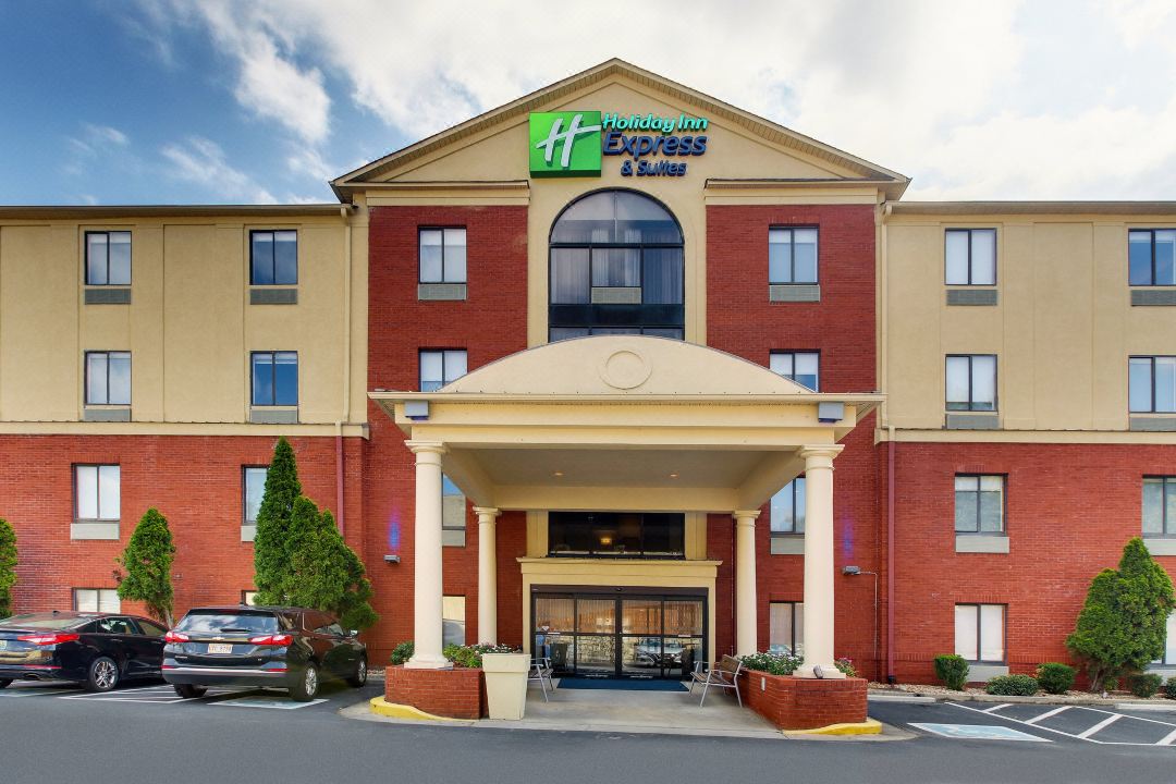 Holiday Inn Express & Suites ATLANTA-EMORY UNIVERSITY AREA by IHG