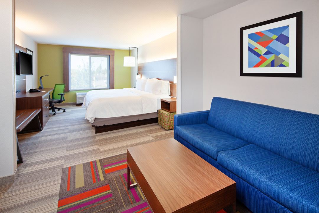 Holiday Inn Express & Suites Clovis-Fresno Area