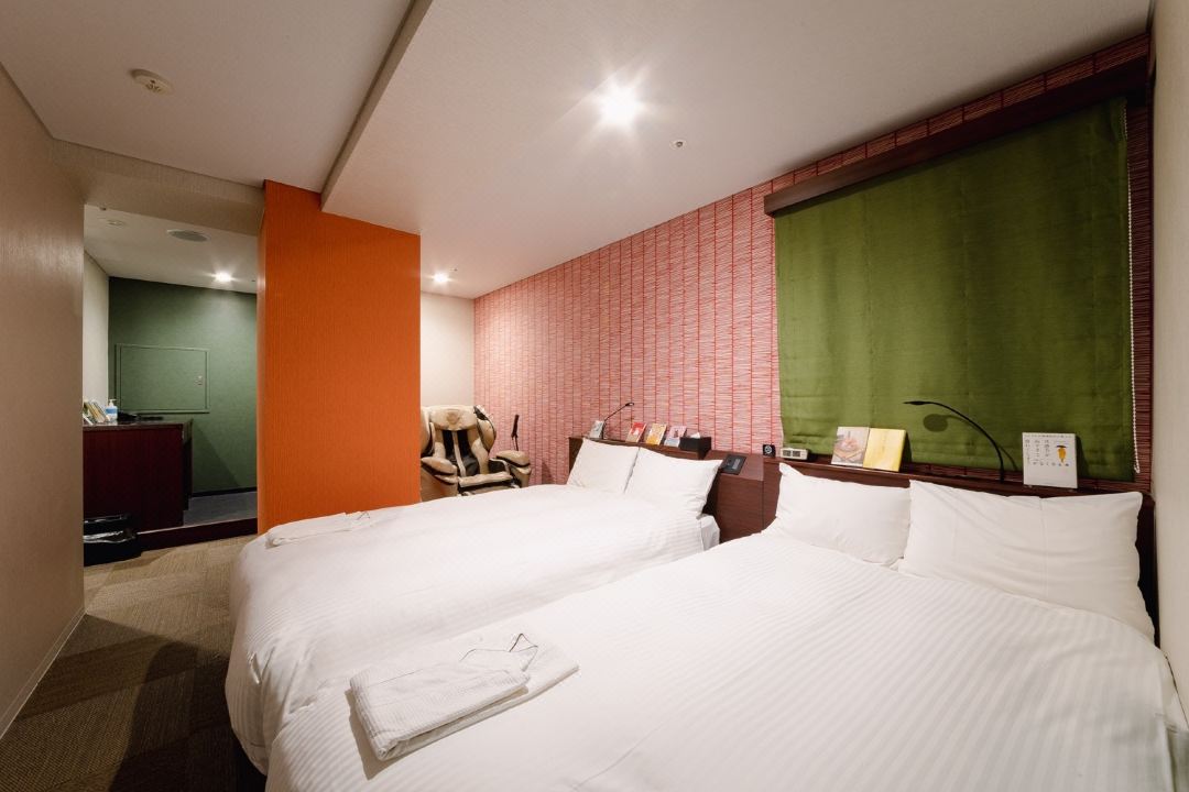 BOOK HOTEL 神保町