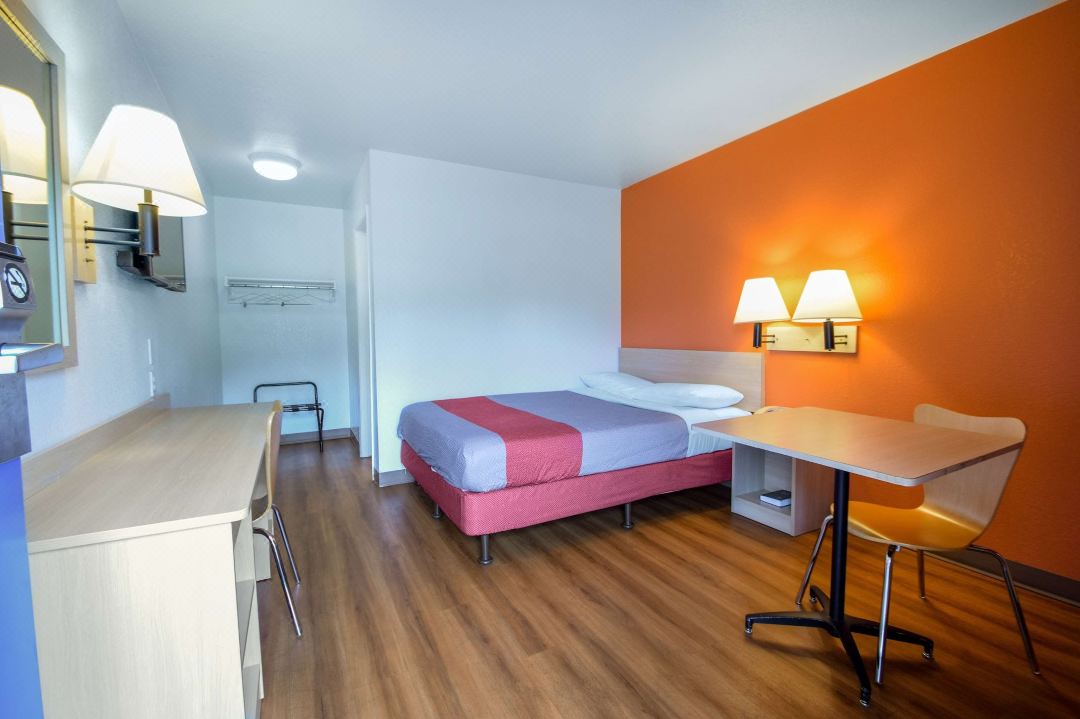 Motel 6 Kelso, WA - Mt. St. Helens