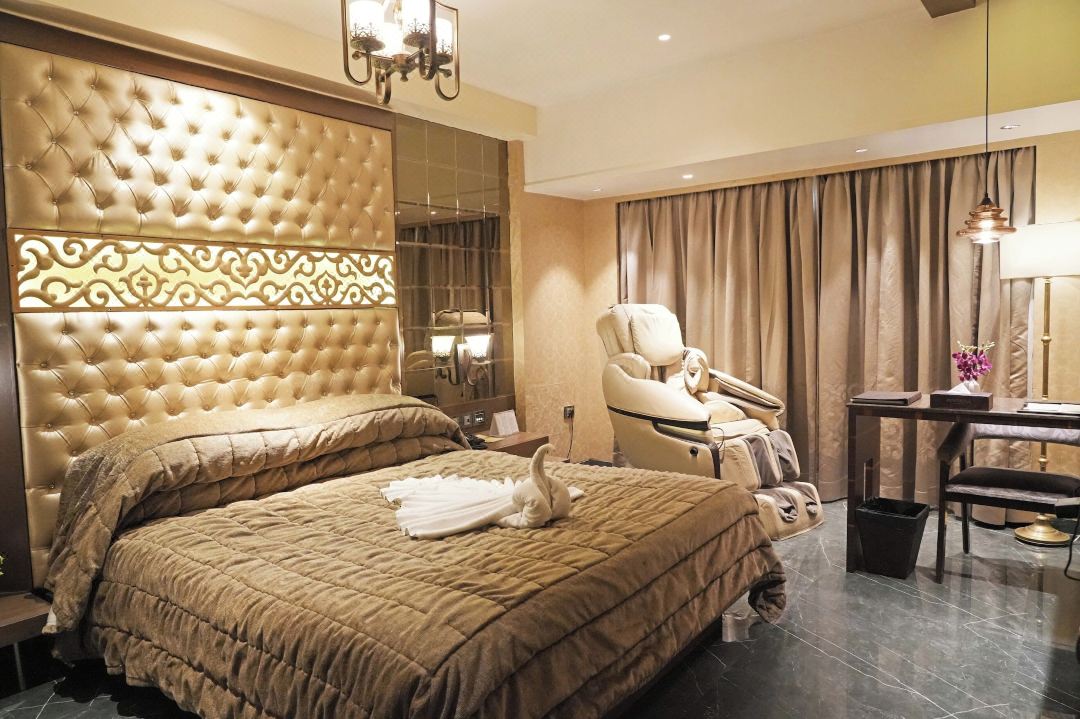 Hotel Peninsula Redpine