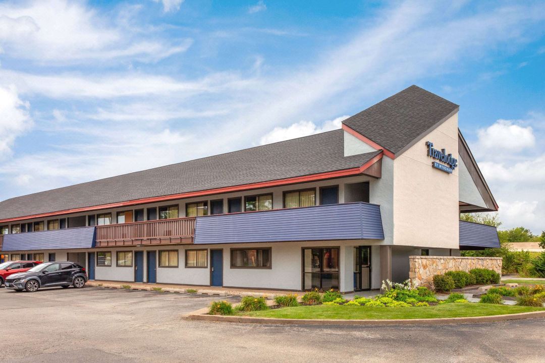 Travelodge by Wyndham Peoria