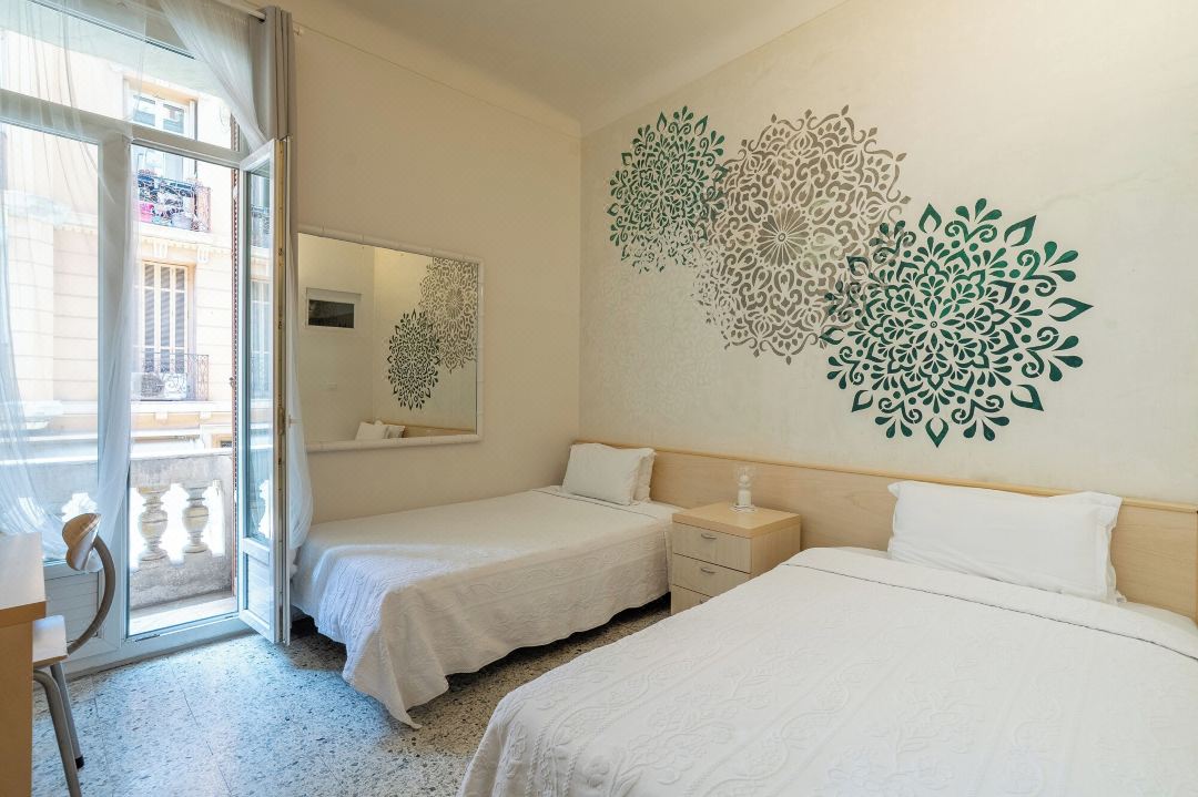 Azur Hotel