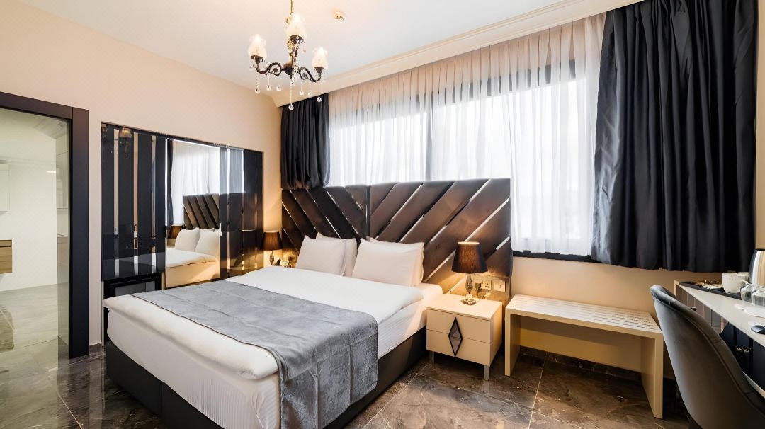 Royal Palace Hotel