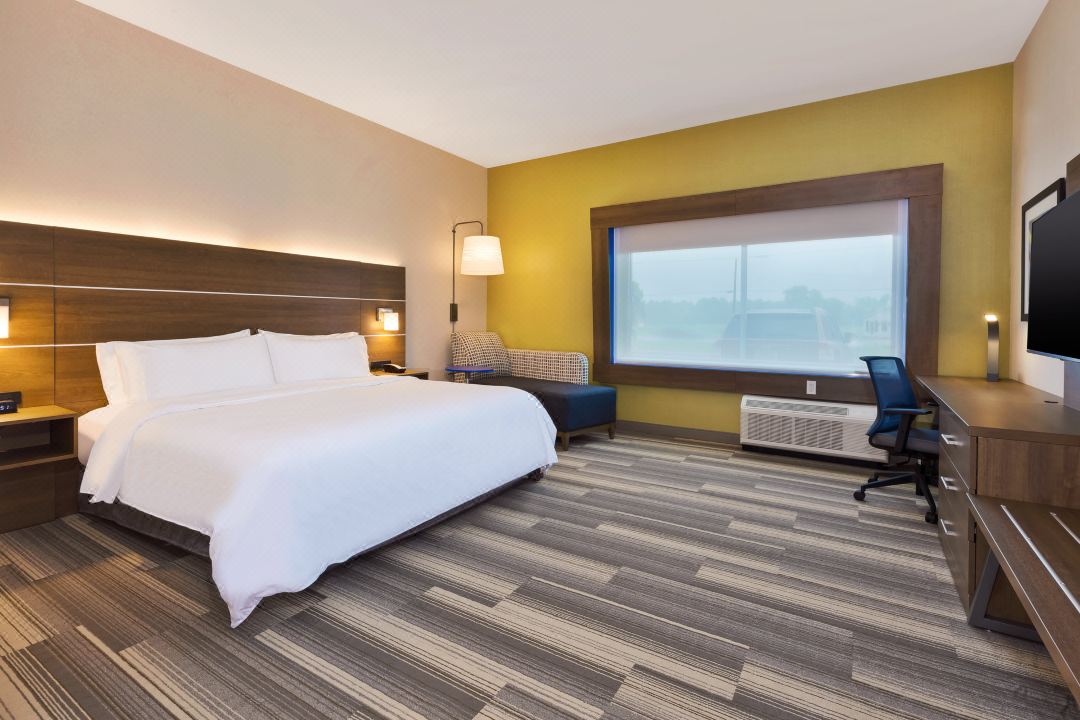 Holiday Inn Express & Suites Milan – Sandusky Area