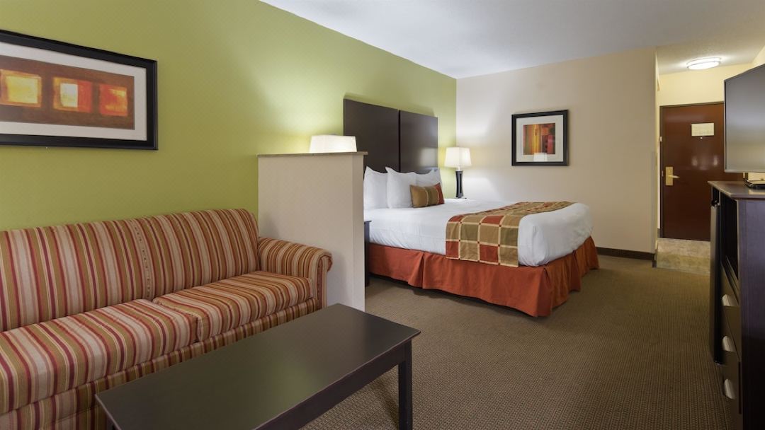 Best Western Plus Huntersville Inn  Suites Near Lake Norman