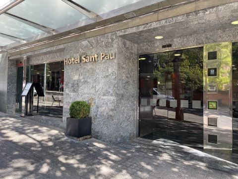 アパートメンツ ホテル サン パウ
