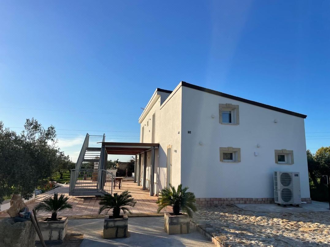 SELINUNTHIA Country House