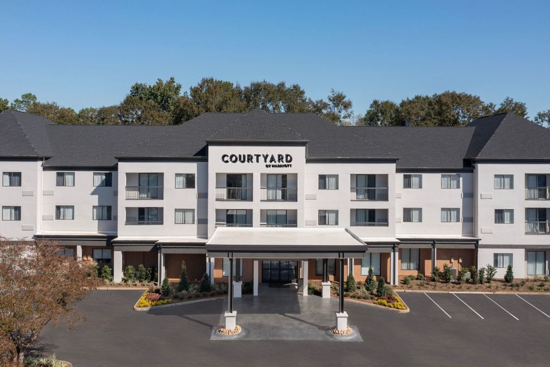 Courtyard Dothan