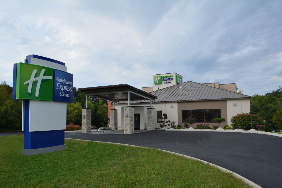Holiday Inn Express & Suites WATERVILLE - NORTH by IHG
