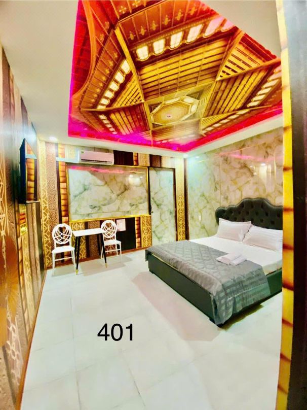 B & K Hotel