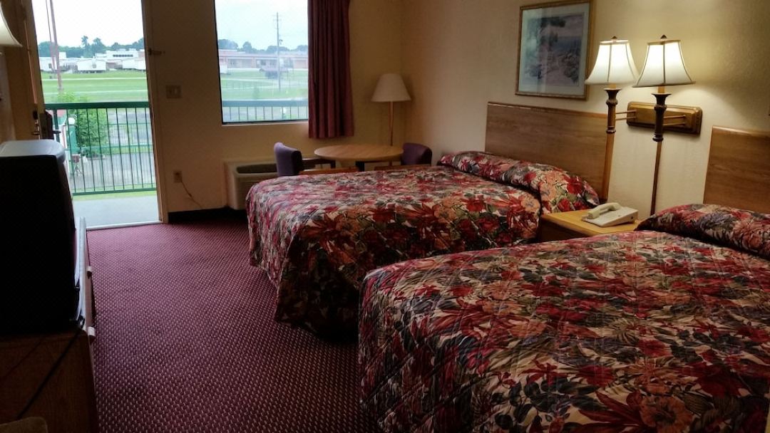 Relax Inn